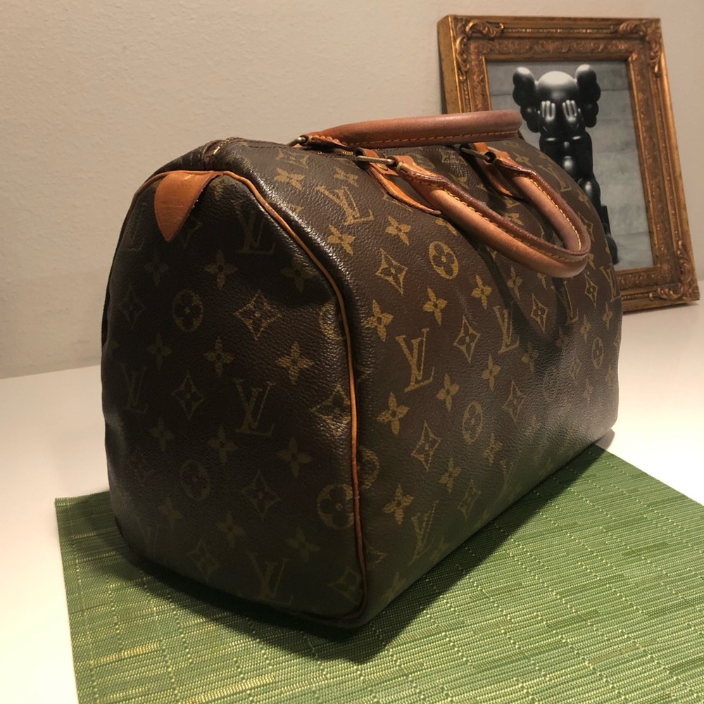 Louis Vuitton Monogram Speedy 30